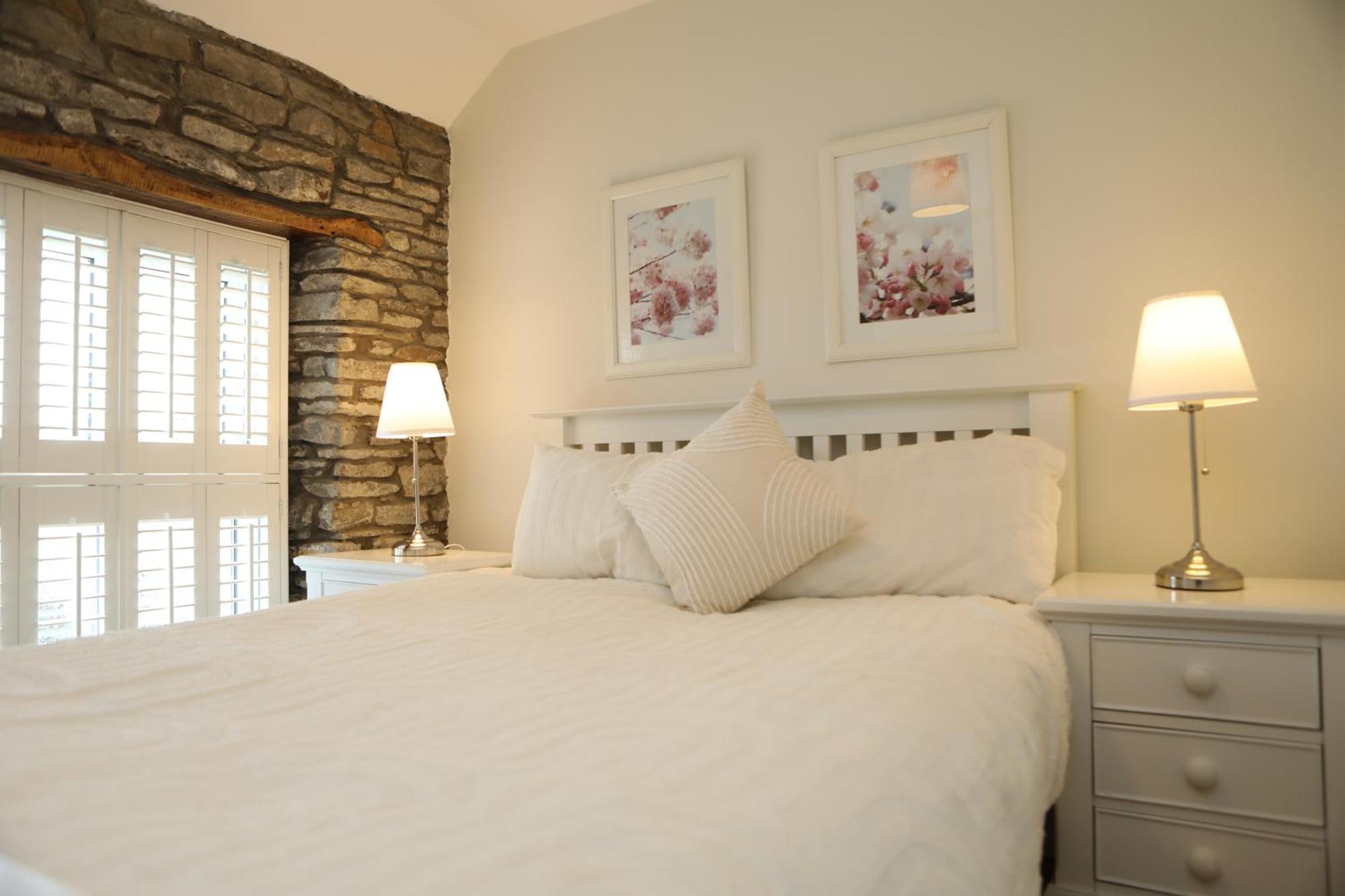 The Cosy Cottage Retreat! Perfect For Contractors, Relocators, Getaway Llantrisant  Ngoại thất bức ảnh